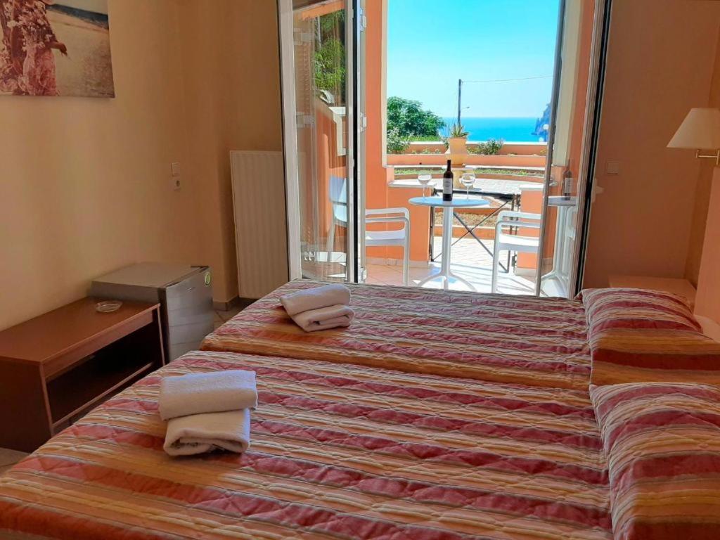 Philoxenia Otel Ermones Dış mekan fotoğraf